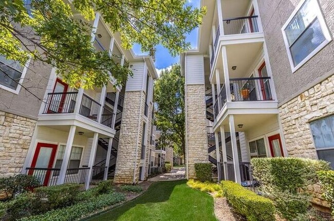 Photo - 500 S Interstate 35 Condo Unit c1