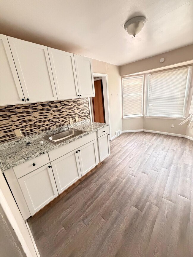 Photo - 13001 Promenade Ave