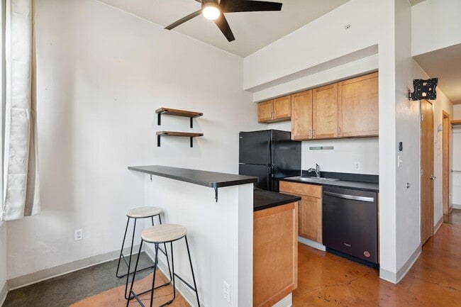Photo - 488 Wabasha St N