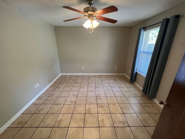 Photo - Gulf Breeze - Green Briar Estates - 1 bedroom, 1 bathroom