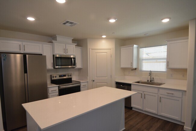 Photo - 8911 Tristania Pl