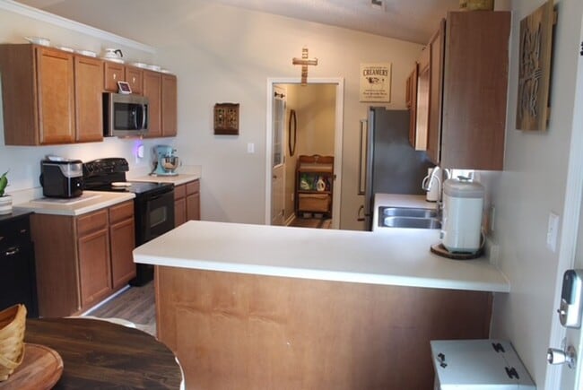 Photo - 118 Pear Tree Ln