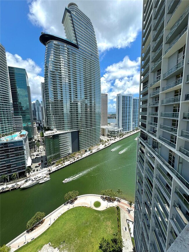 Photo - 475 Brickell Ave Unit 2512