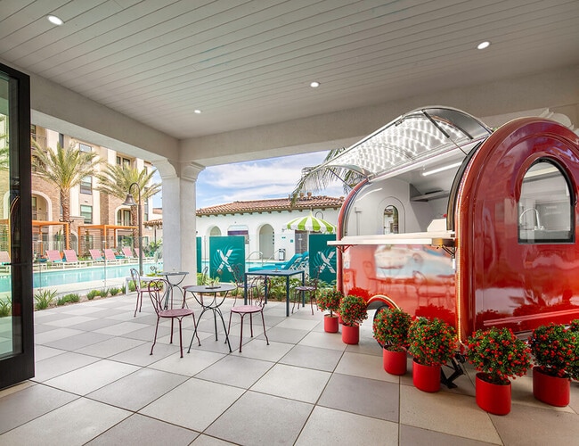 CALIXA Apartment Homes