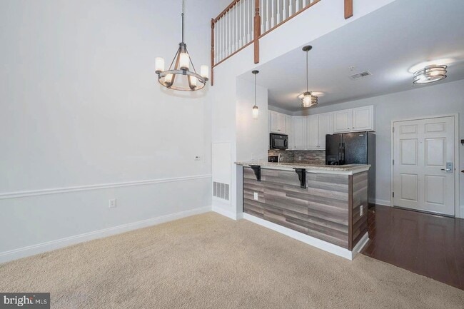 Photo - 300 W Elm St Unit 2410