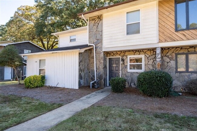 Photo - 1686 Wynndowne Trail