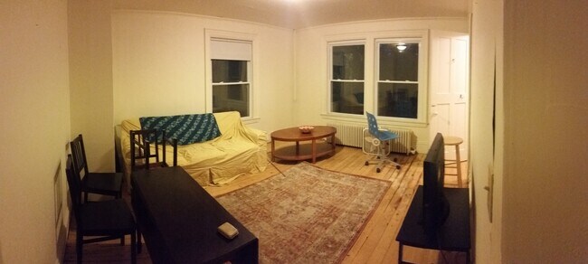 16 Adams St Unit 2