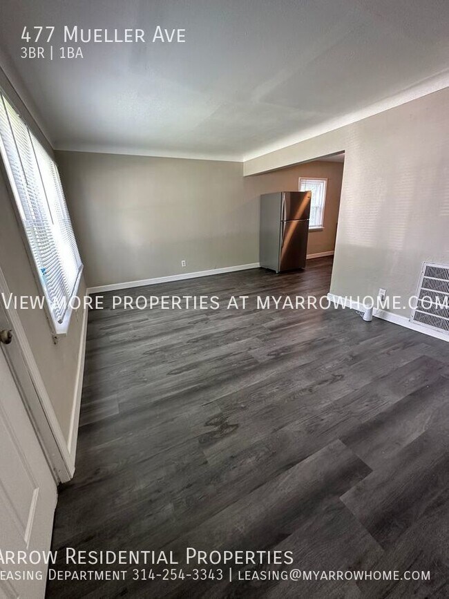 Photo - 477 Mueller Ave