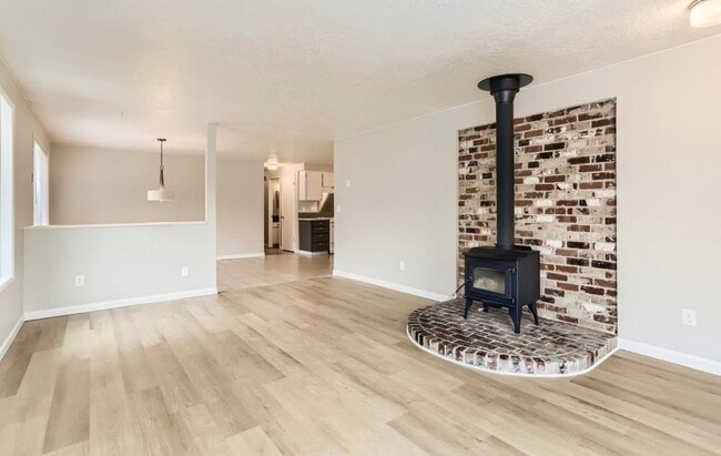 Photo - 291 NE 12th Ave