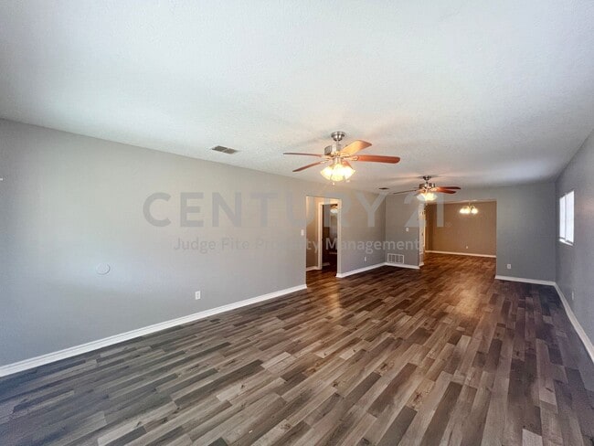 Photo - Beautifully Updated 3/2 Within Walking Distance to Tarleton State!