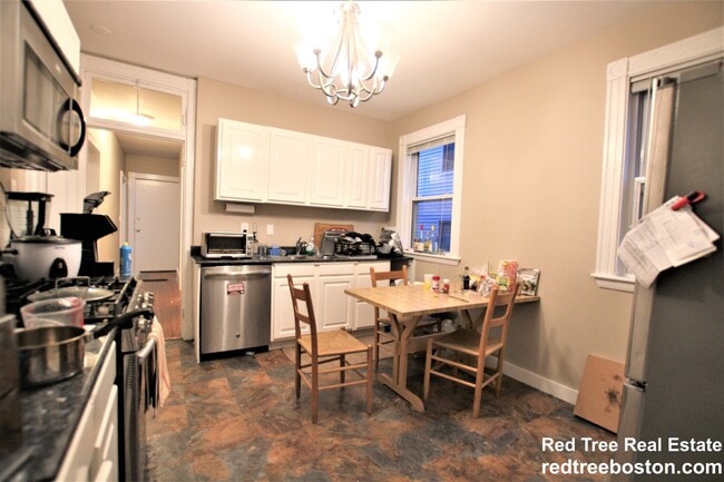Building Photo - 1 Parker Hill Ter Unit 1 Rental