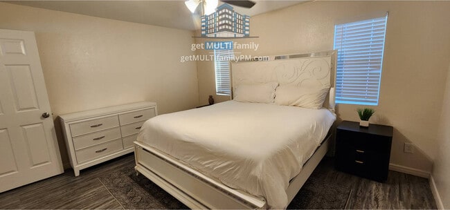 Photo - 515 W Pebble Beach Dr Unit # 513