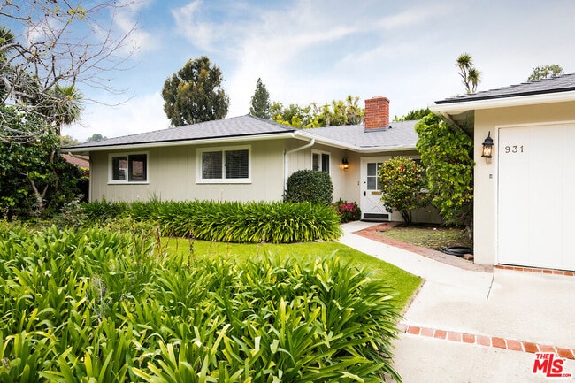 Photo - 931 Las Pulgas Rd