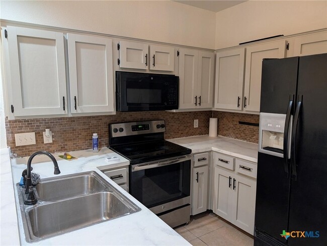 Photo - 1221 Hopkins St Unidad 13