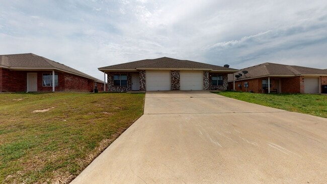 Photo - HUGE PRICE IMPROVEMENT NOW ONLY $1,295!!!