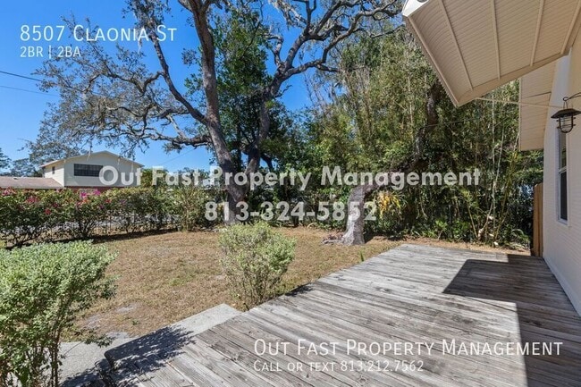 Photo - 8507 Claonia St