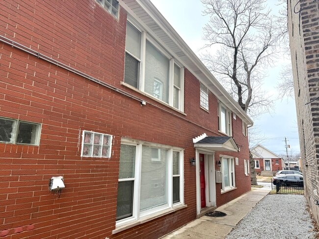 Photo - 11137 S Emerald Ave Unidad 2N