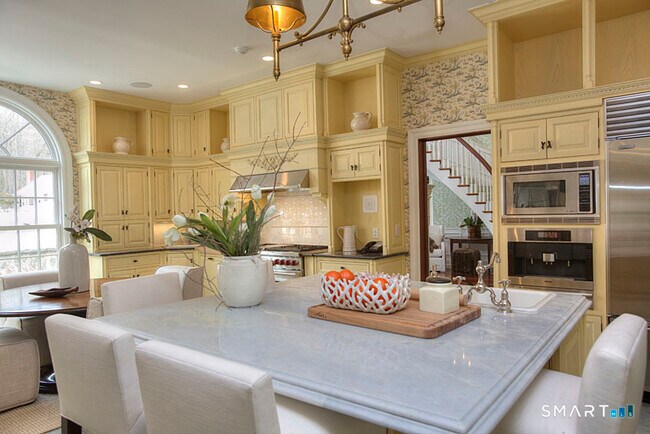 Photo - 637 Valley Rd