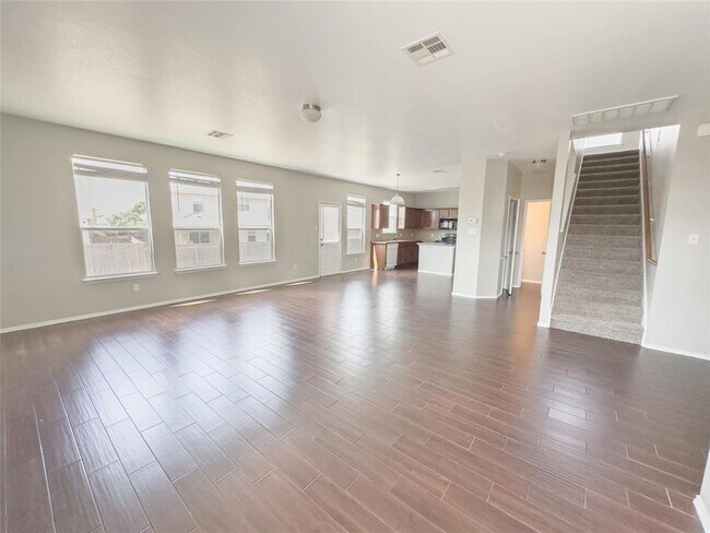 Photo - 9909 Fantail Ln