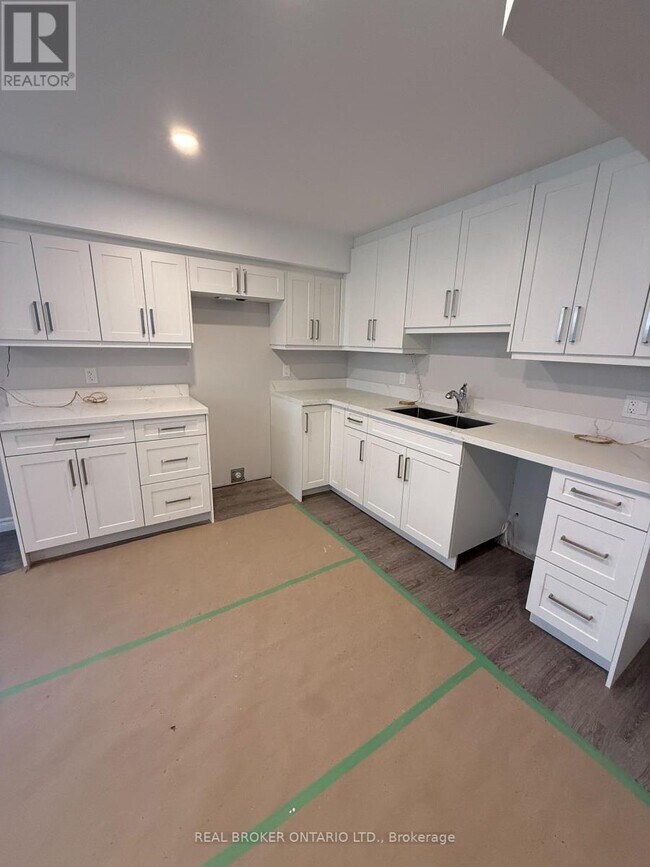 Photo - 33 Braeburn St