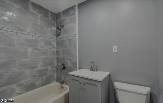 Photo - 188 N Park St