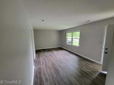 Photo - 1615 E 10th St