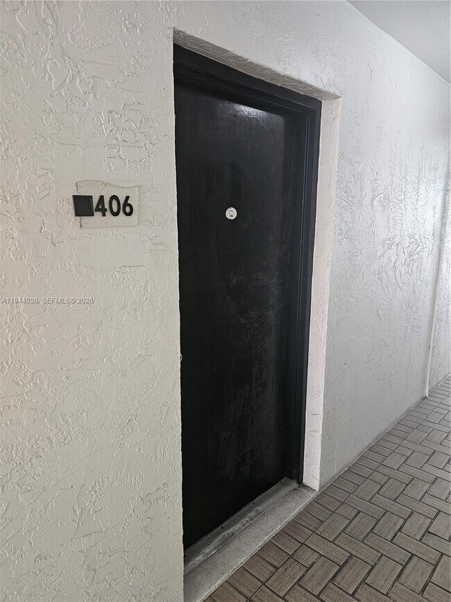 Photo - 2150 SW 16th Ave Unit 406