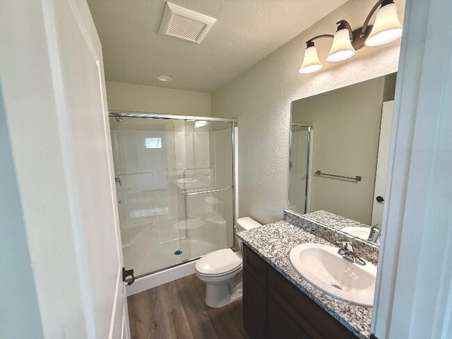 Photo - 1125 Annalise St