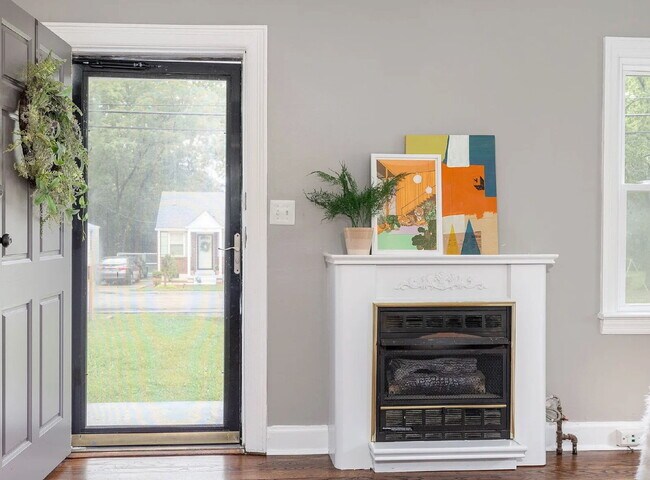 Photo - Vintage Charm, Modern Comfort & a Fully Fenced Backyard in Madison