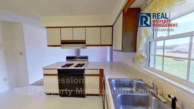 Photo - Spacious Ranch Home on 3 Acres