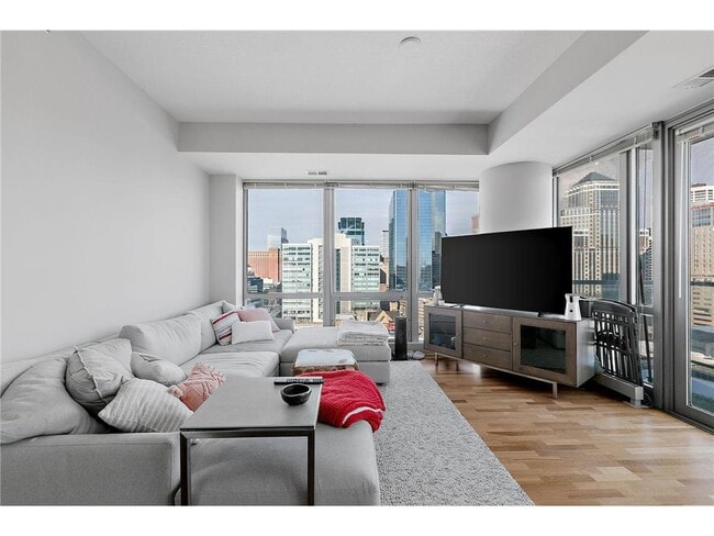 Photo - 929 Portland Ave Unidad 1501