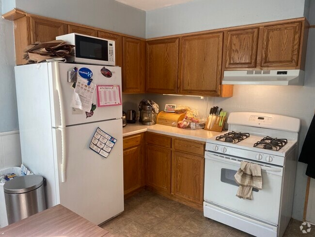 Building Photo - 2 Imrie Rd Unit #1 Rental