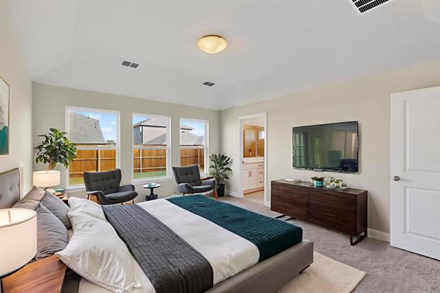 Photo - 733 Fencerow Trl