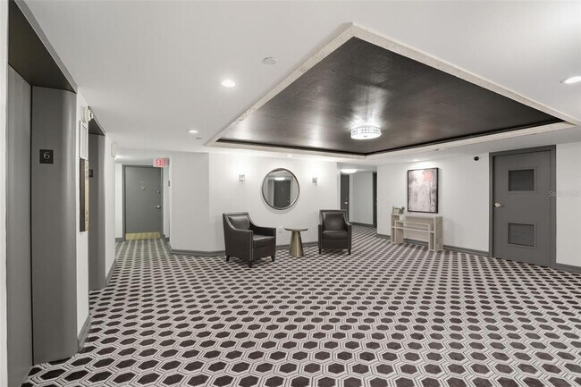 Photo - 400 E Colonial Dr Unidad 604