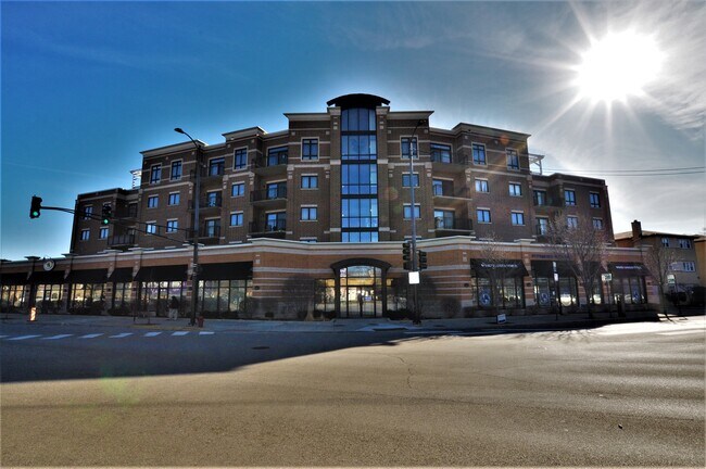 Photo - 5588 N Lincoln Ave Condo Unit 208