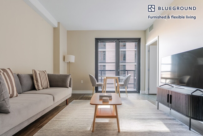 Photo - 443 New York Ave NW Unidad FL6-ID1068