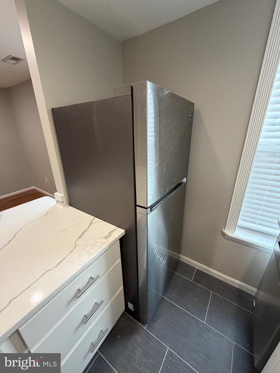 Photo - 1458 Riverside Ave