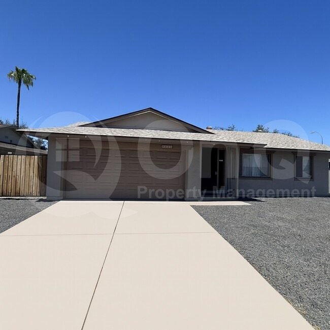 Building Photo - 4632 W Palo Verde Dr Rental