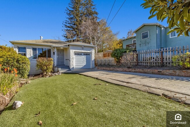 Photo - 711 Smith Ave