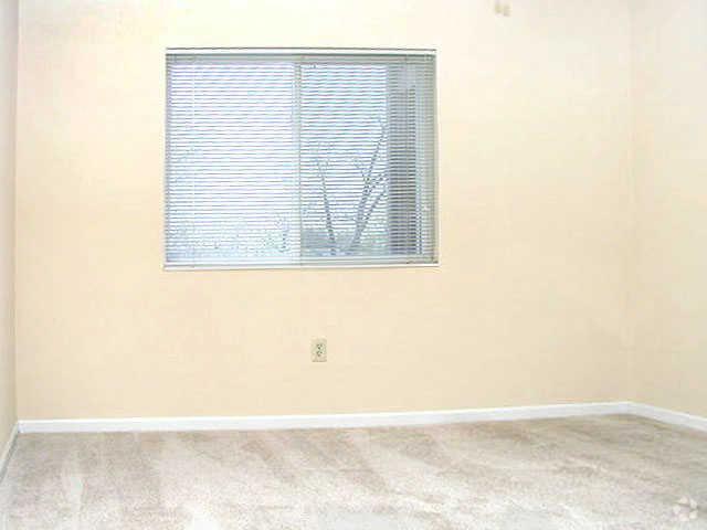 Bedroom - Stringtown Village Apartments