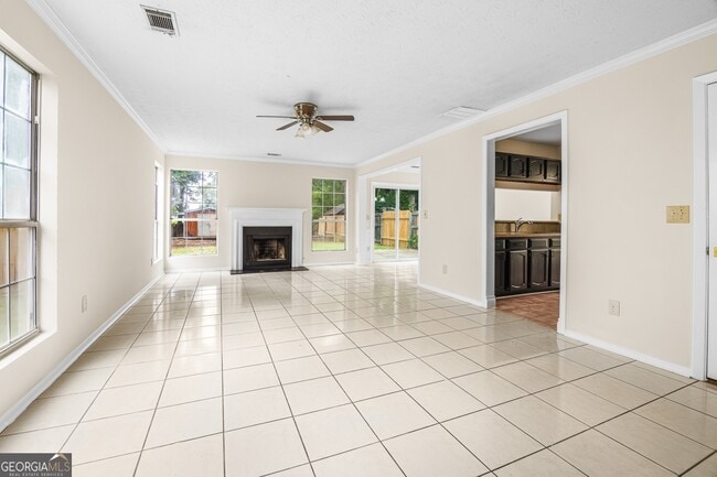 Photo - 3111 Linden Dr