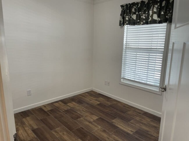 Photo - 5631 Pinecrest Dr