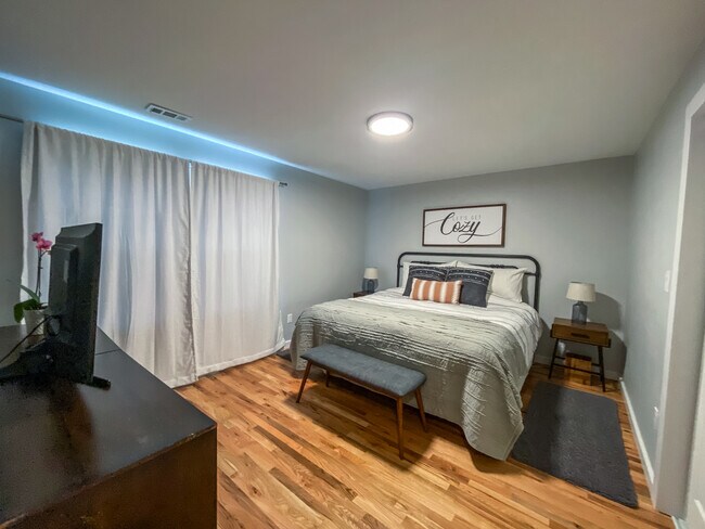 Photo - 2715 NE Weidler St