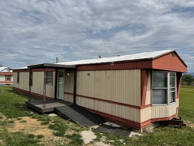 Photo - 2 Bedroom 1 Bathroom Home located in Greeneville, TN