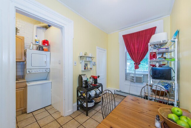 Photo - 208 5th St Unit 2