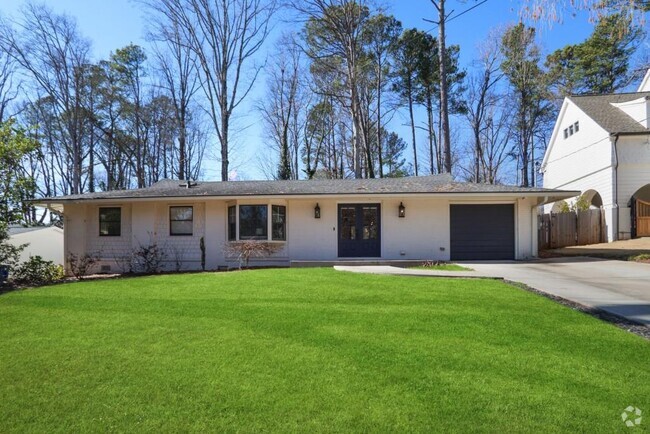 Building Photo - 3686 Donaldson Dr NE Rental