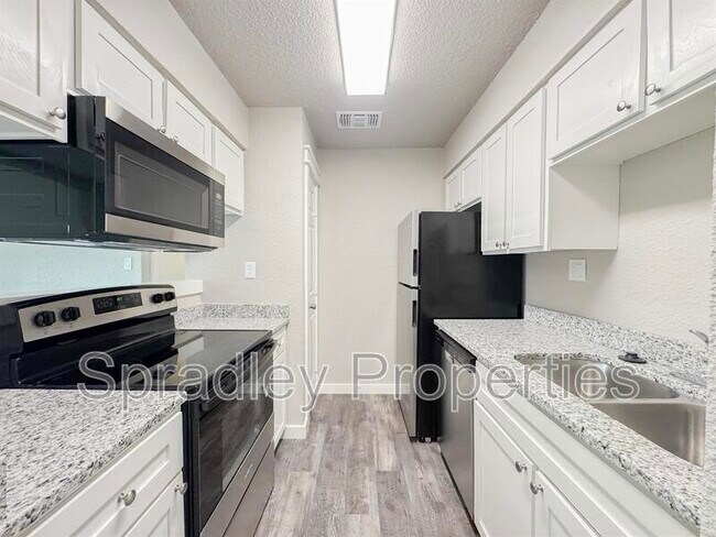 Photo - 200 Bosque Rd Unit Apt 104