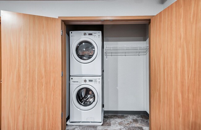 Photo - Nova at Riverdale Station