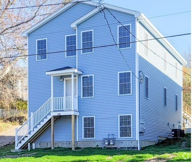 Building Photo - 789 Manton Ave Unit #1 Rental