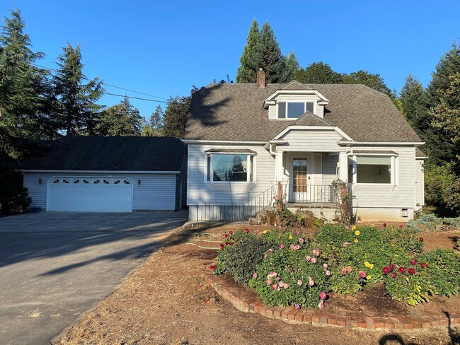 Building Photo - Step Back In Time with this Vintage Sherwood Farm House - Private Backyard.
